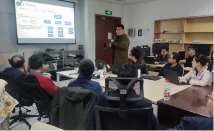 電子信息學院機器人與智能技術研究團隊學術交流會圓滿舉行